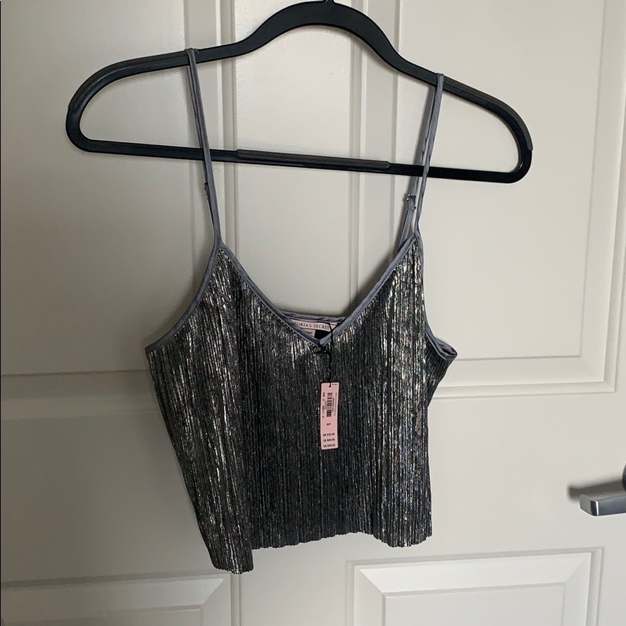 Brand New Vs Crop Top